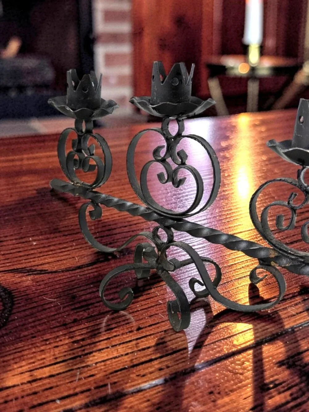Hand Made Estate intricate good perfect